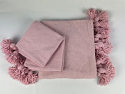 Pompom deken en pompom kussenhoes
